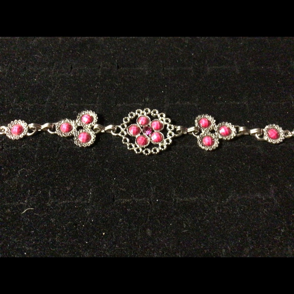 Brand New Pretty Ruby Color Bead Bracelet